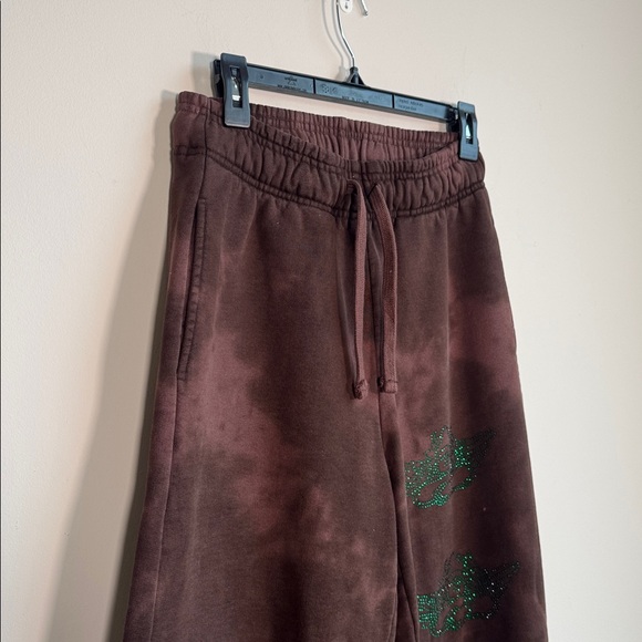 BOYS LIE It’s A Wonderful Day to Dump Him Wide Leg Bedazzled Sweatpants - M - Picture 3 of 7